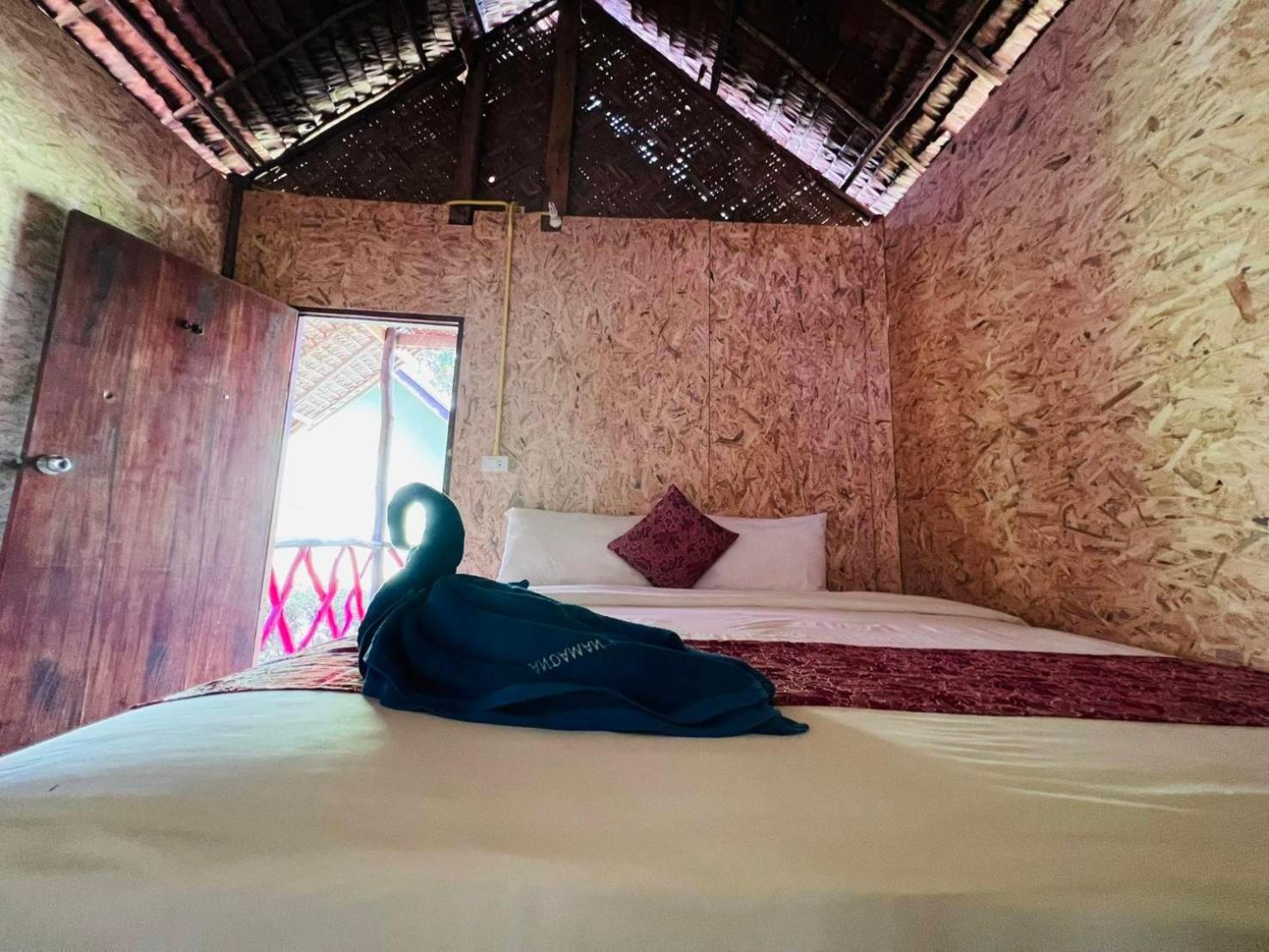 Blue Andaman Lanta Resort Koh Lanta Room photo