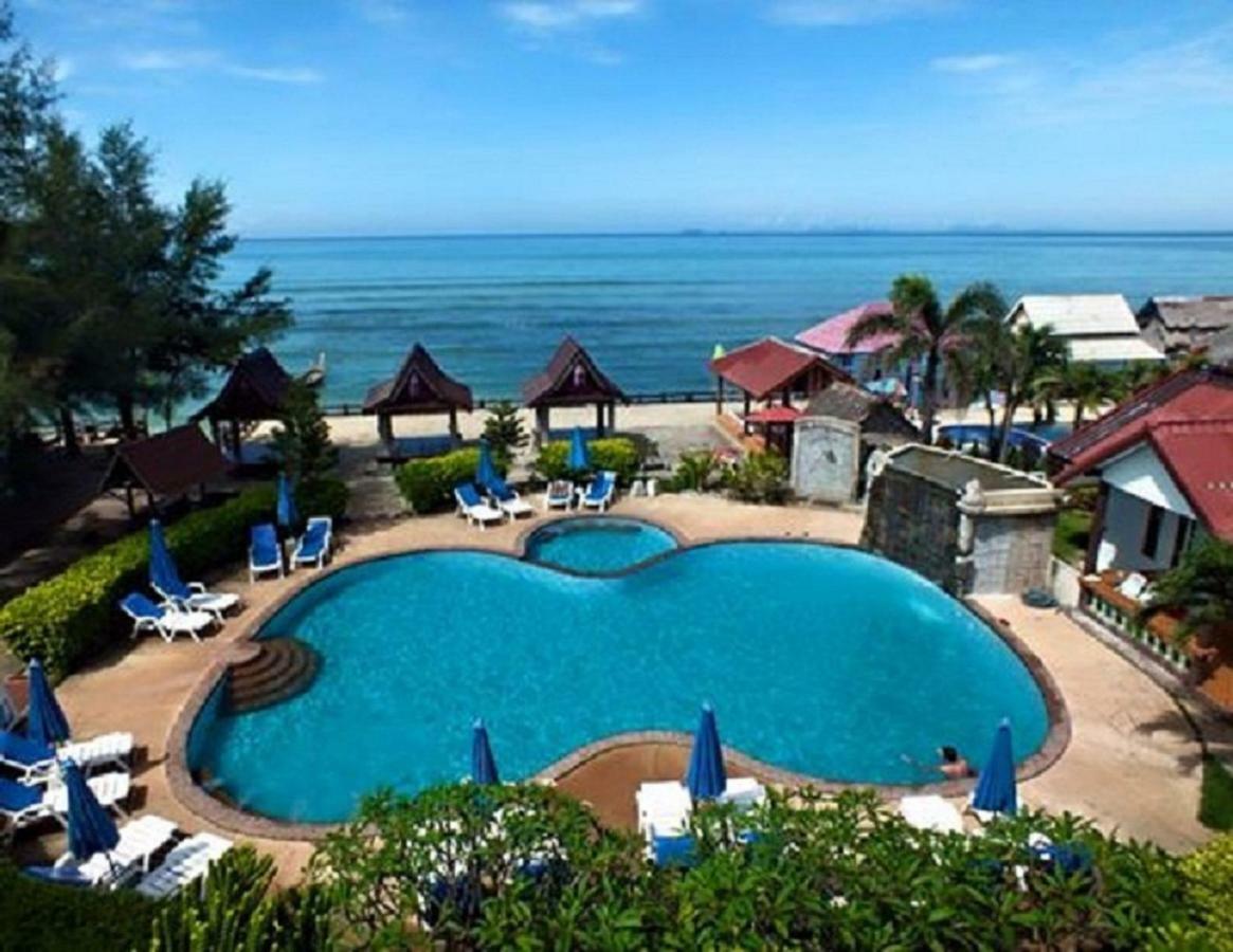 Blue Andaman Lanta Resort Koh Lanta Exterior photo