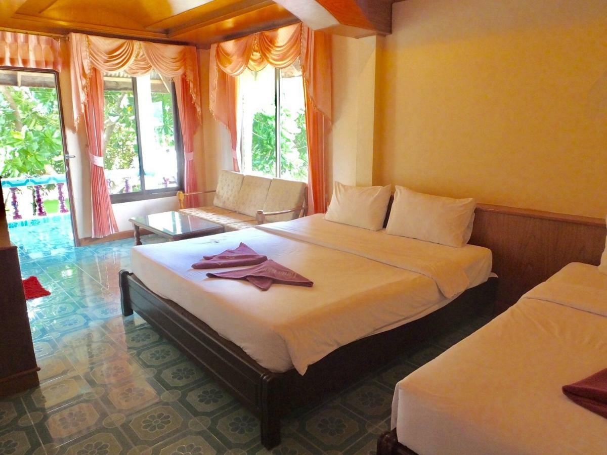 Blue Andaman Lanta Resort Koh Lanta Exterior photo
